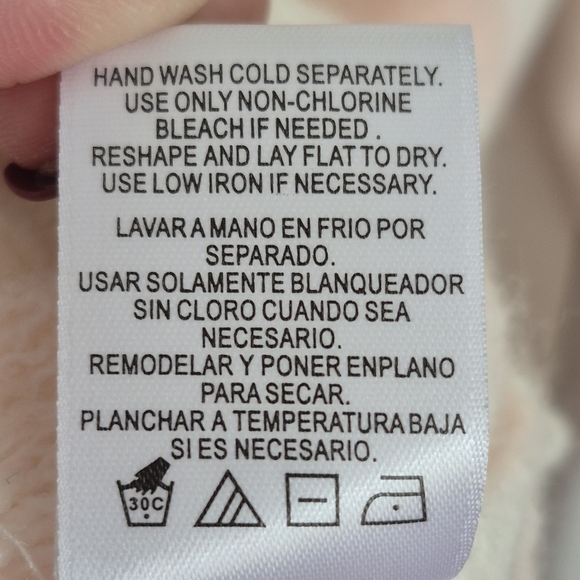 Vince Camuto Heart Print Pearl Long Sleeve Oversized Sweater Women's Medium - Picture 8 of 10